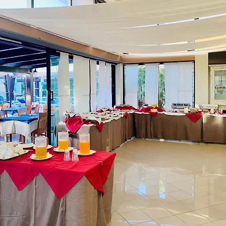 Hotel Sporting Club 4*