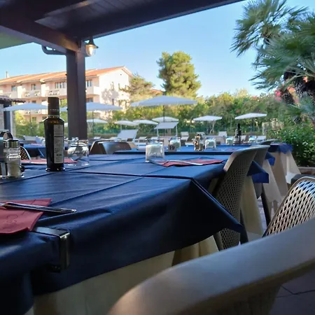 Sporting Club Hotel 4*